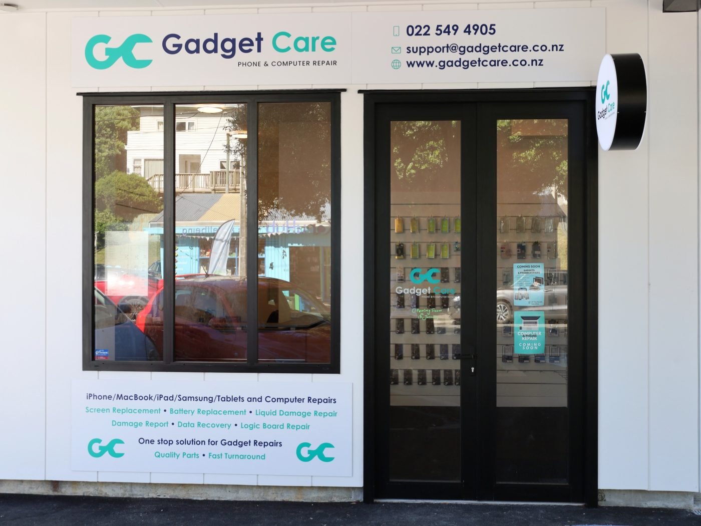 The Gadget Care shopfront at 117 The Parade, Island Bay, Wellington